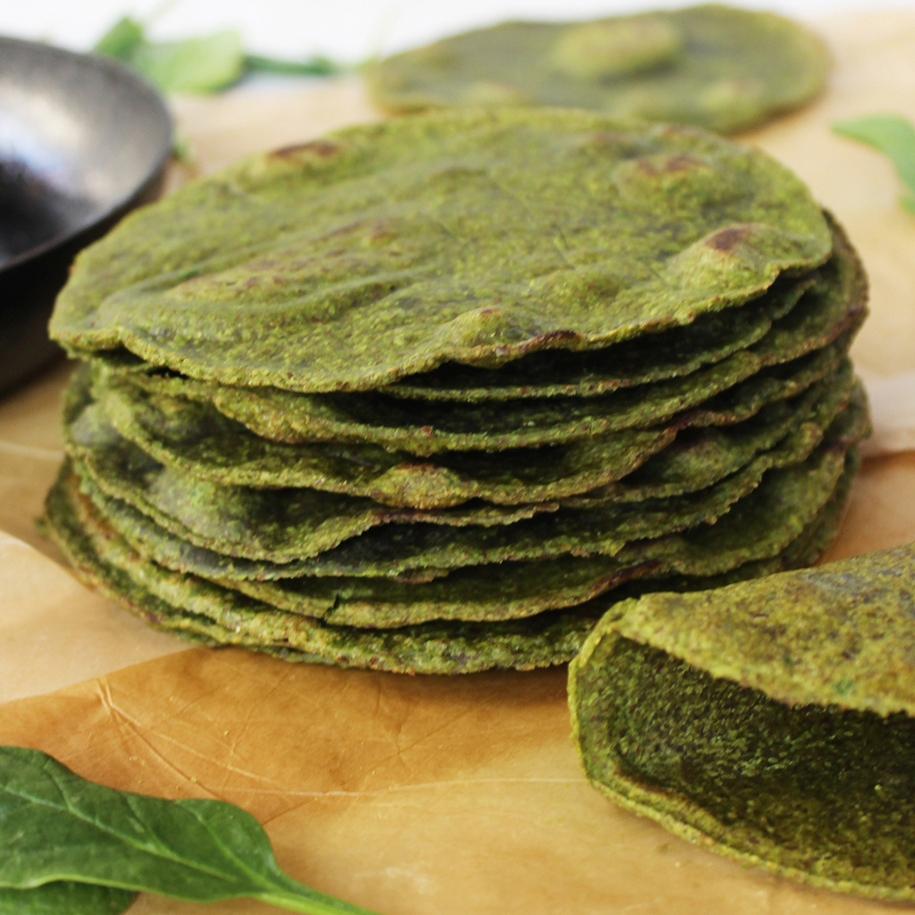 https://www.luvele.com/cdn/shop/articles/spinach_chapati_06_1024x.png?v=1579147793